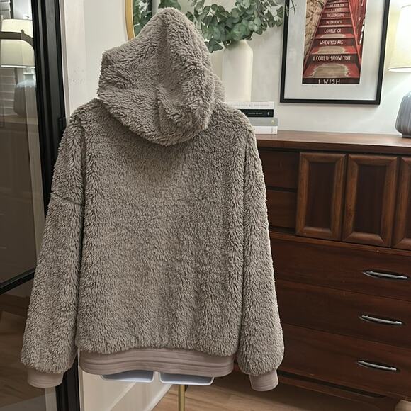 VARLEY Dylan Jacket - Satellite Size Large NWT - Picture 4 of 5